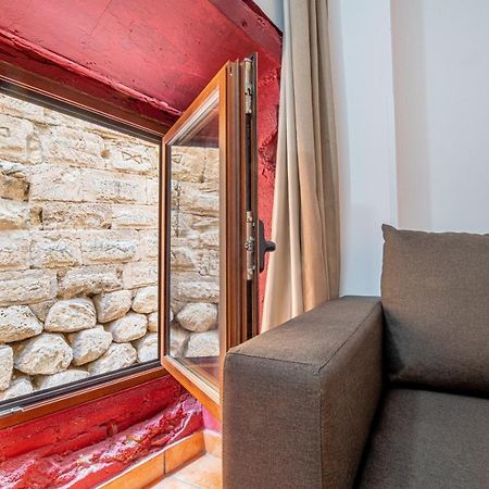Apartamento 1 En La Muralla Romana Junto A La Catedral Tarragona Eksteriør bilde
