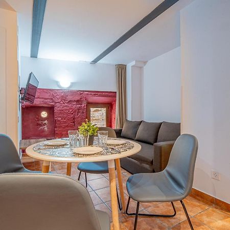 Apartamento 1 En La Muralla Romana Junto A La Catedral Tarragona Eksteriør bilde
