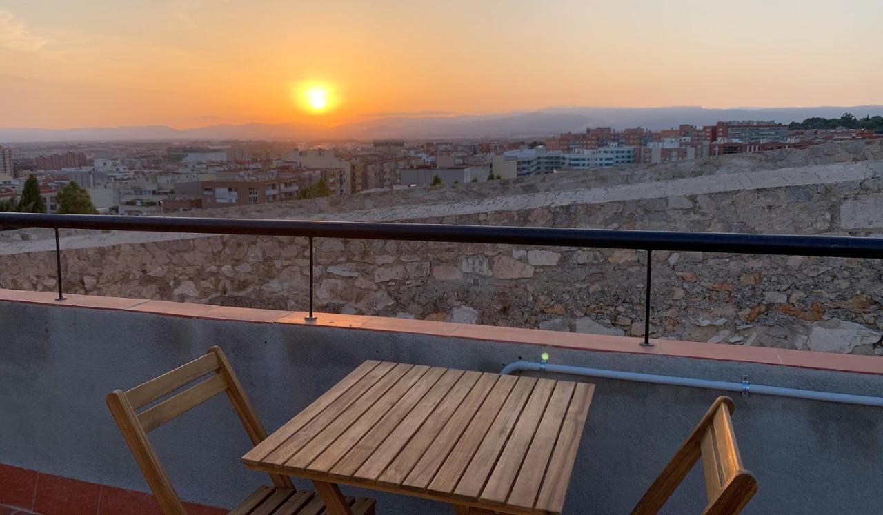 Apartamento 1 En La Muralla Romana Junto A La Catedral Tarragona Eksteriør bilde