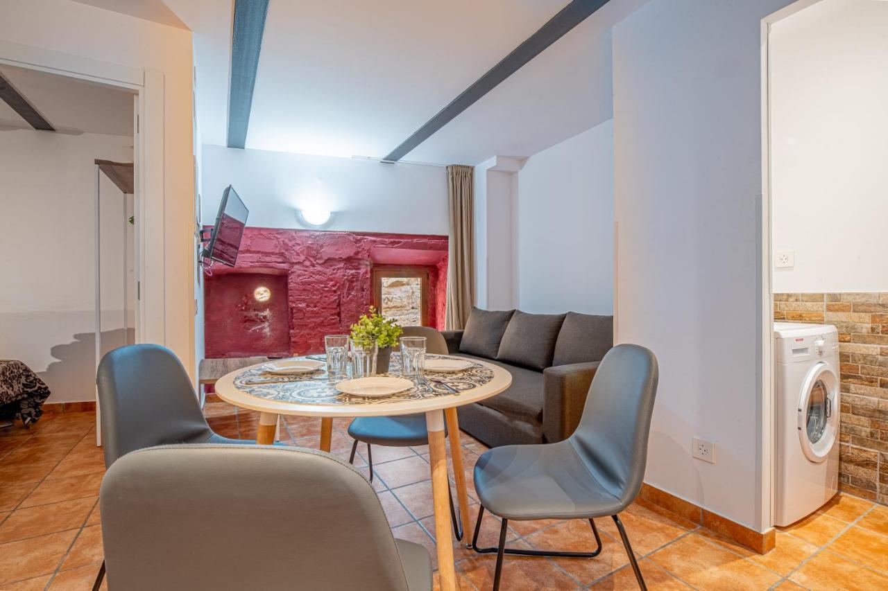 Apartamento 1 En La Muralla Romana Junto A La Catedral Tarragona Eksteriør bilde